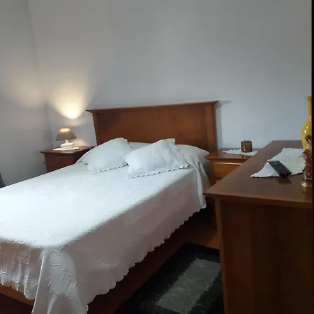 Casa Da Maria 게스트하우스 Amoreira (Leiria)